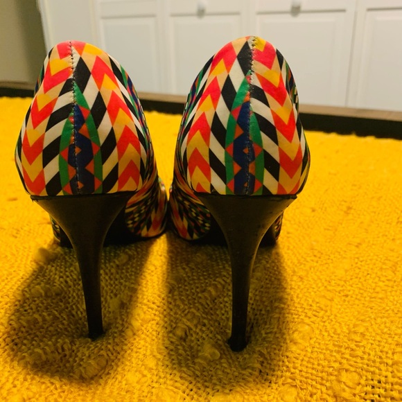 GX by Gwen Stephanie High Heel - Picture 5 of 6